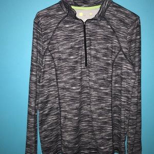 Xersion woman’s workout long sleeve